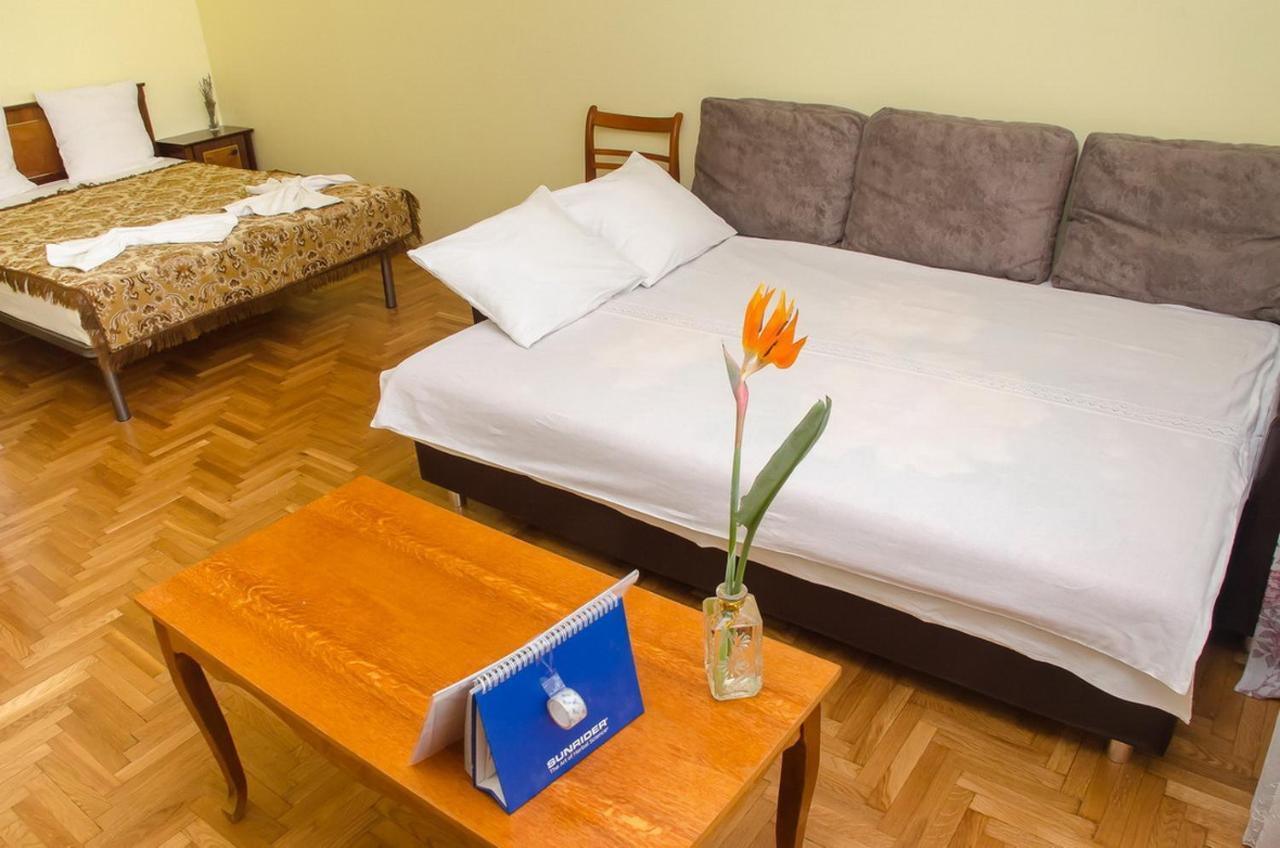 Apartament Na Adamkovskoy Brest Exterior photo